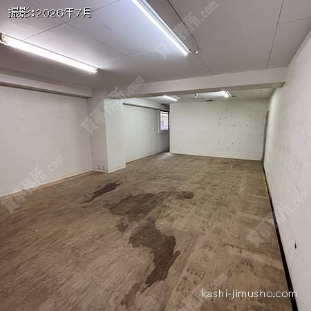 倉庫内(1階）
