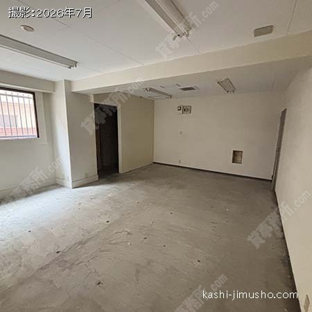 倉庫内(1階）
