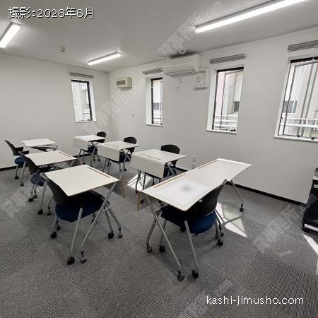 貸室内(2階) 貸室内(2階)