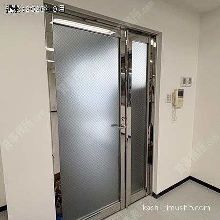 貸室入口