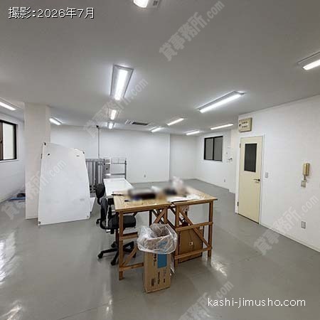 貸室内(2階）