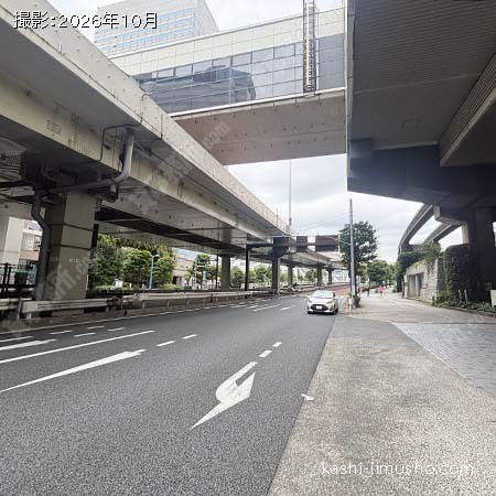 前面道路(湾岸通り) 前面道路(湾岸通り)