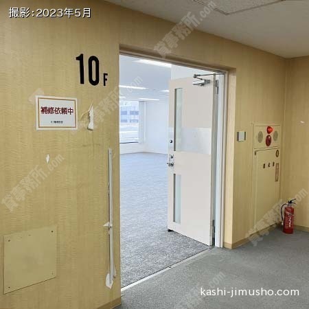 貸室入口(10階)