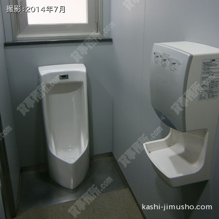 男性用トイレ