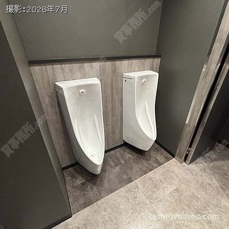 男性トイレ