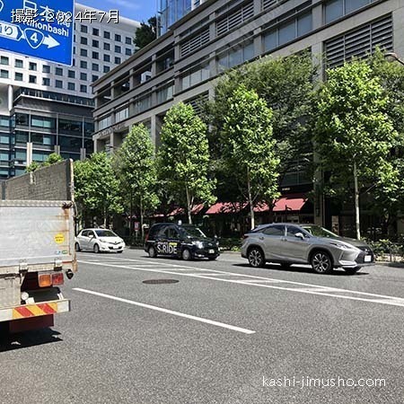 前面道路(江戸通り)