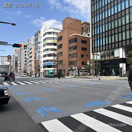 前面道路(中央通り)