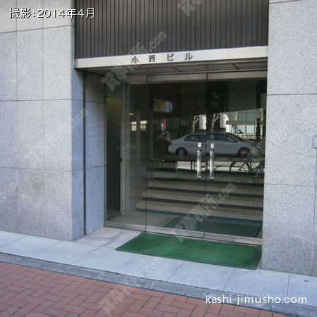 ビル入口 ビル入口