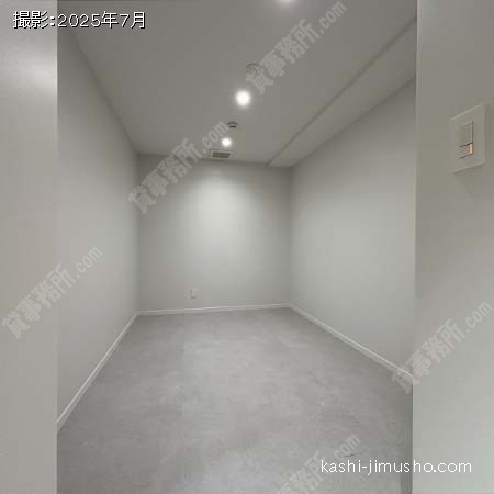 貸室内(B1階)