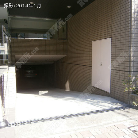 Ｂ１Ｆ：平置き駐車場