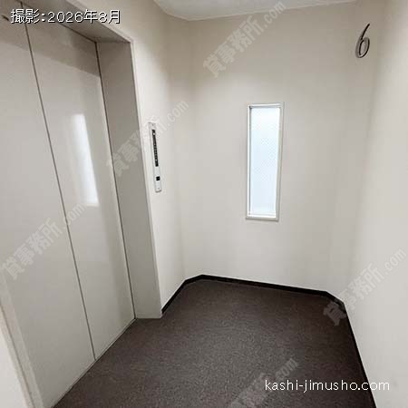 貸室階エレベーターホール 貸室階エレベーターホール
