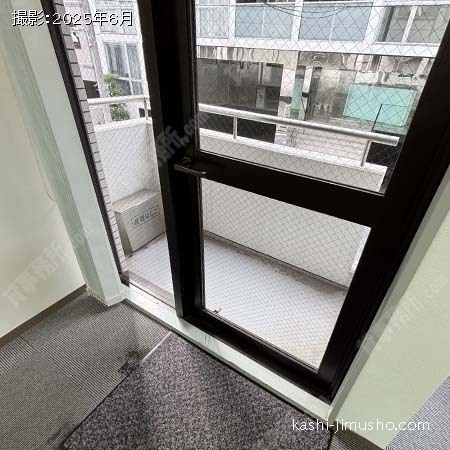 貸室内(2階) 貸室内(2階)