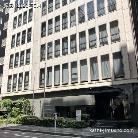 ビル前面