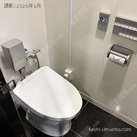 男性トイレ