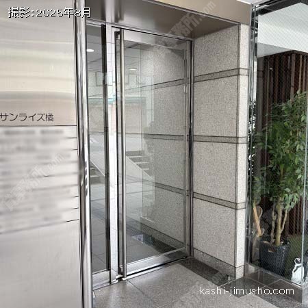 ビル入口