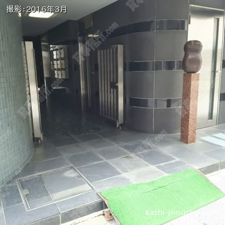 玄関 玄関