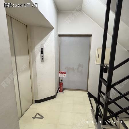 貸室階エレベーターホール 貸室階エレベーターホール