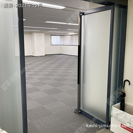 貸室入口