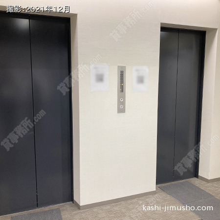 貸室階エレベーターホール