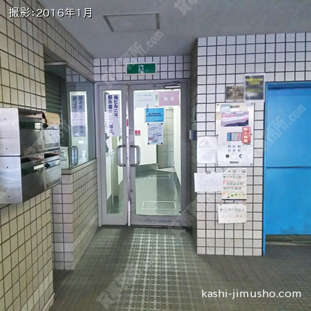 通用口：駐車場