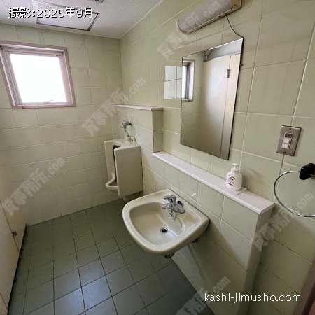 男性トイレ