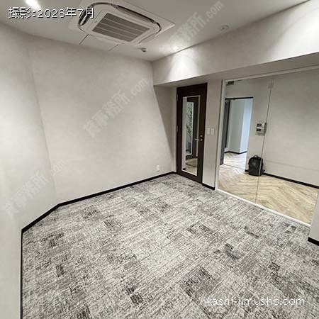 貸室内(2階) 貸室内(2階)