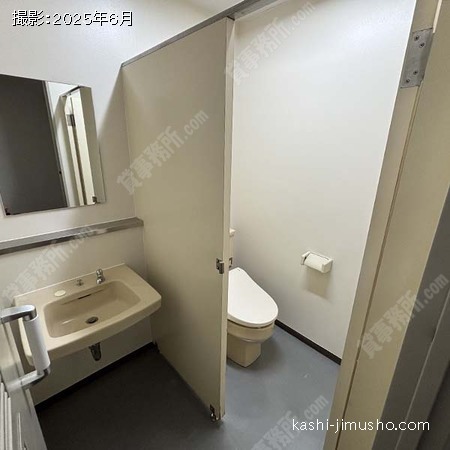 女性トイレ