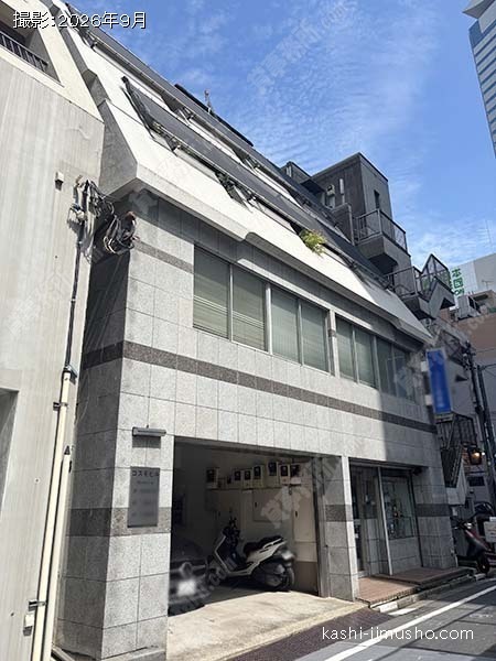 コスモビルの外観