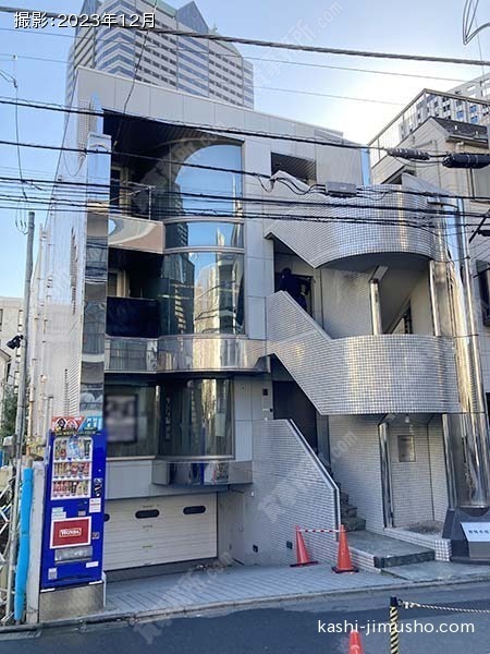新陽赤坂ビルの外観