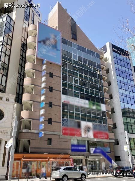 ミクニ六本木ビルの外観