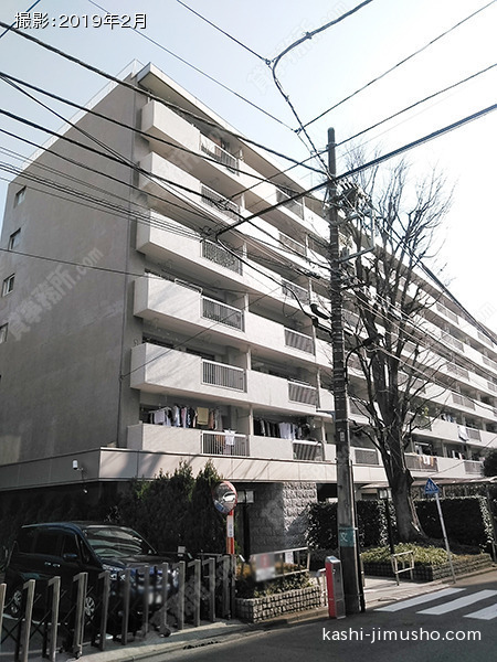 南青ハイツの外観