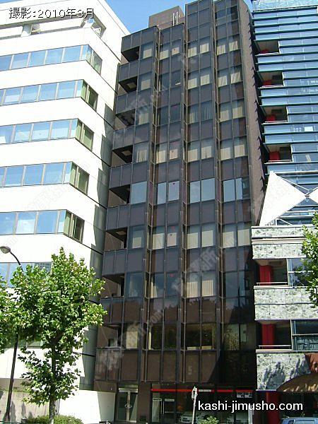 愛宕マークビルの外観