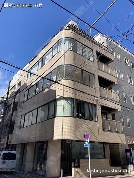 佐藤ビルの外観