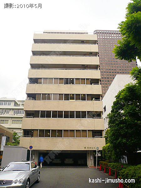 川村ビルの外観