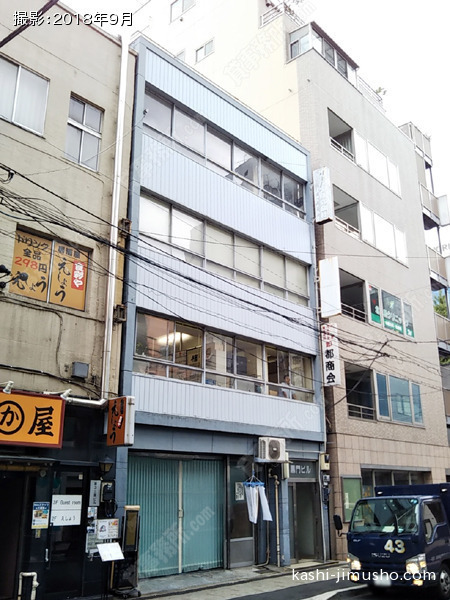 黒門ビルの外観