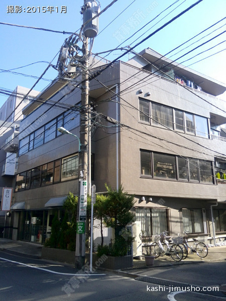 フロンティアビルの外観