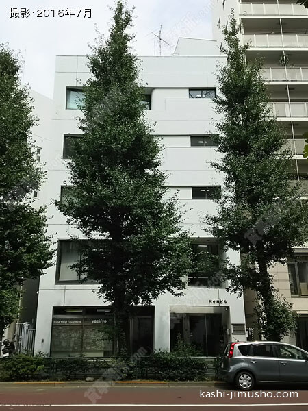代々木ビルの外観