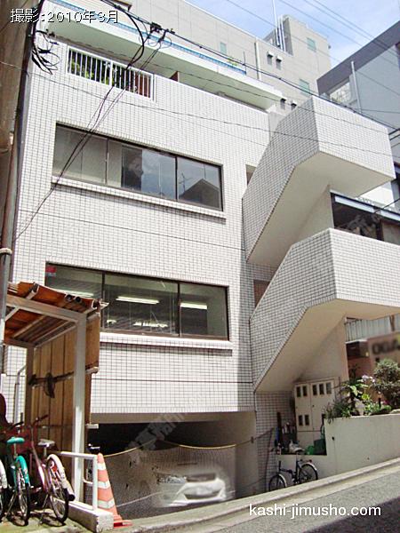 小笠原ビルの外観