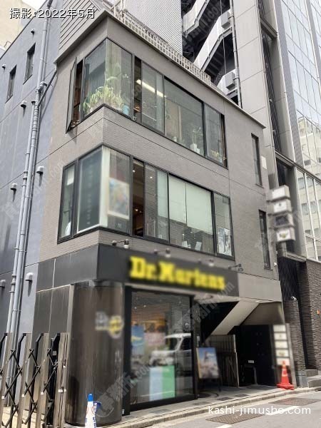 青柳ビルの外観