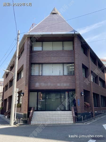 ワッティー本社ビルの外観