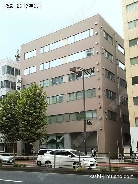風雲堂本館ビルの外観