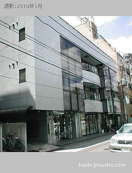 み満きビルの外観