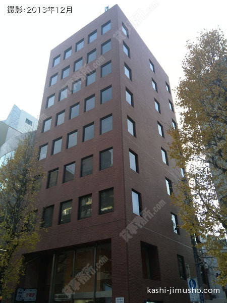 ファーストビルの外観