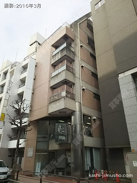 鈴木ビル 鈴木ビルの外観