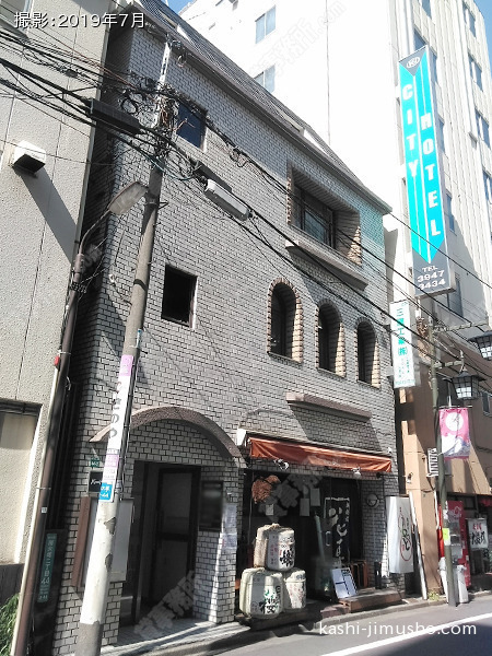 パートナーズビルの外観