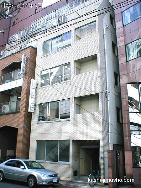 東ビルの外観