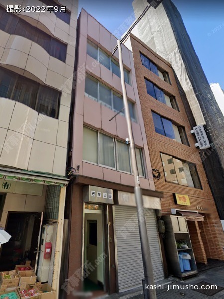 巴屋ビルの外観