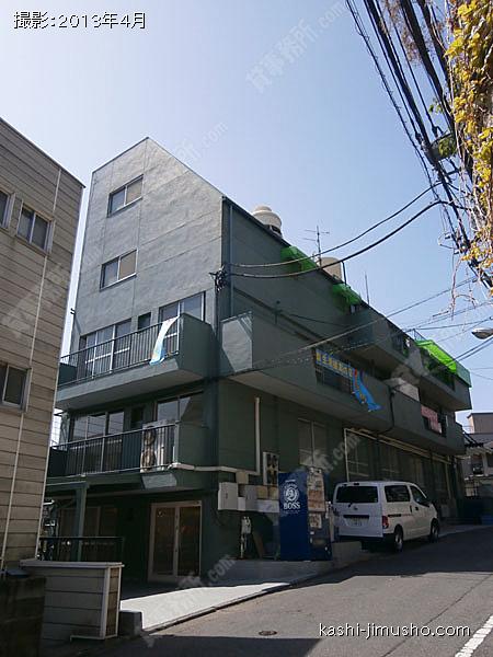 石川ビルの外観