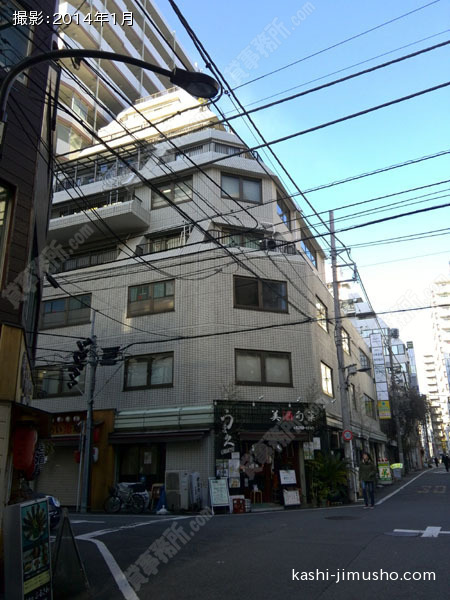 テェアーカテリーナビルの外観