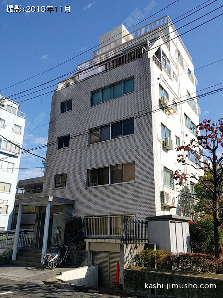 石見ビルの外観